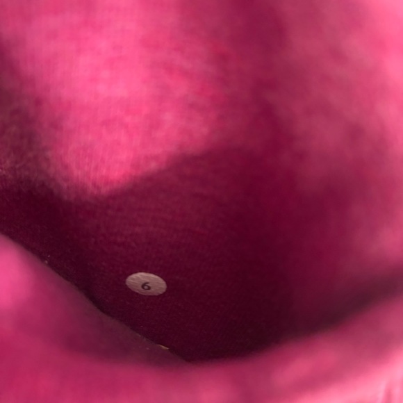 Lululemon Scuba Full Zip Hoodie Jacket Fuchsia Pink Size 6 Thumbholes - Picture 12 of 16
